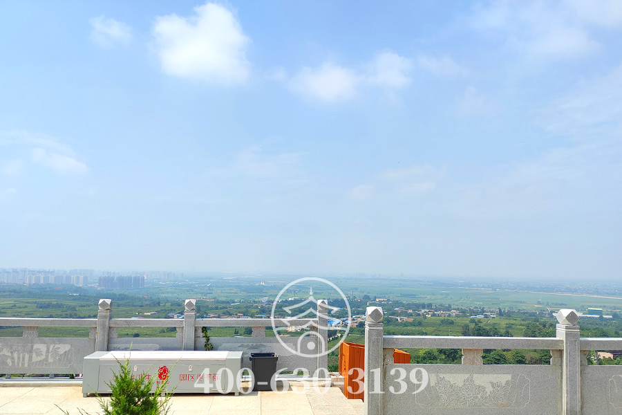 墓园远景