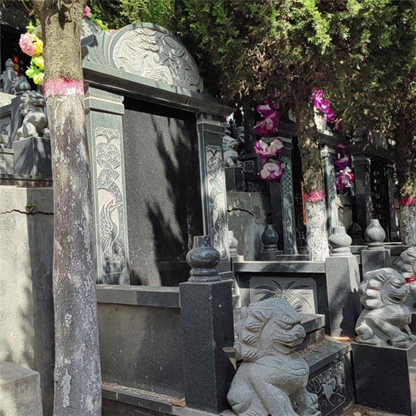 祥云宫东西区立碑01