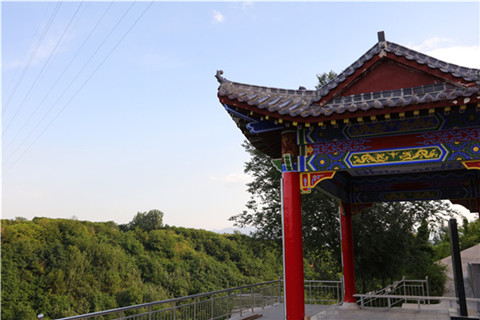 西安凤凰岭墓地生态葬介绍及价格多少？